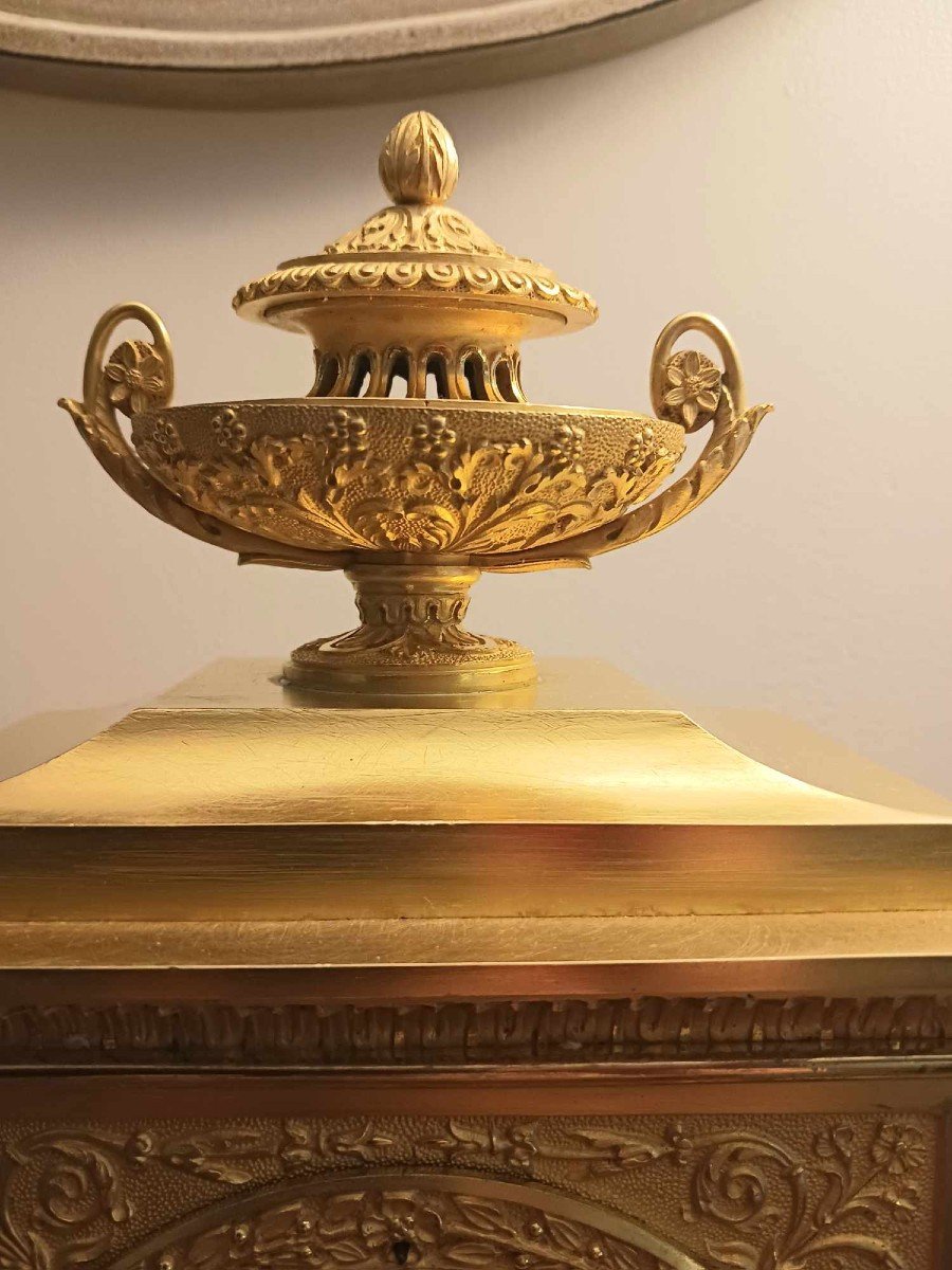 Empire Pendulum In Gilt Bronze-photo-2