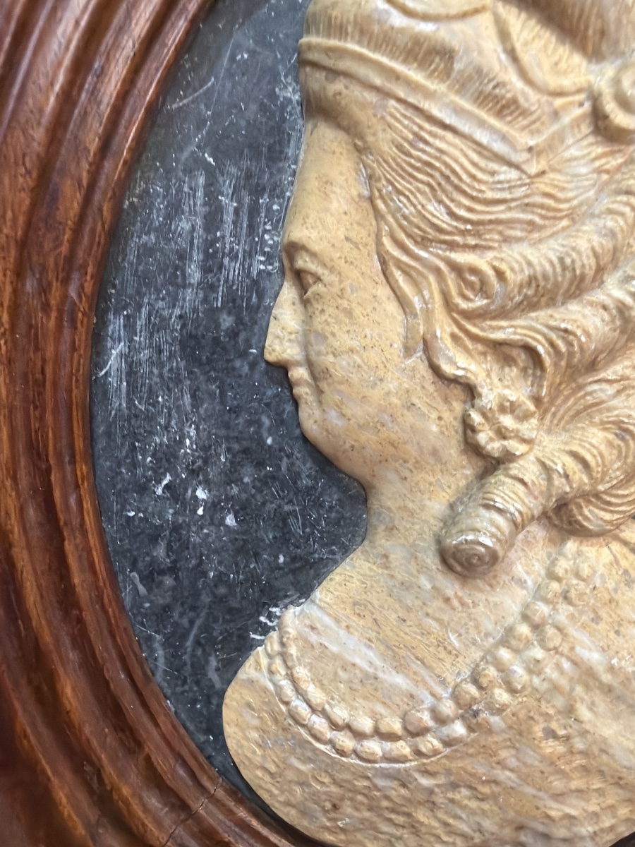 Pair Of Louis XVI And Marie-antoinette Medallions-photo-4