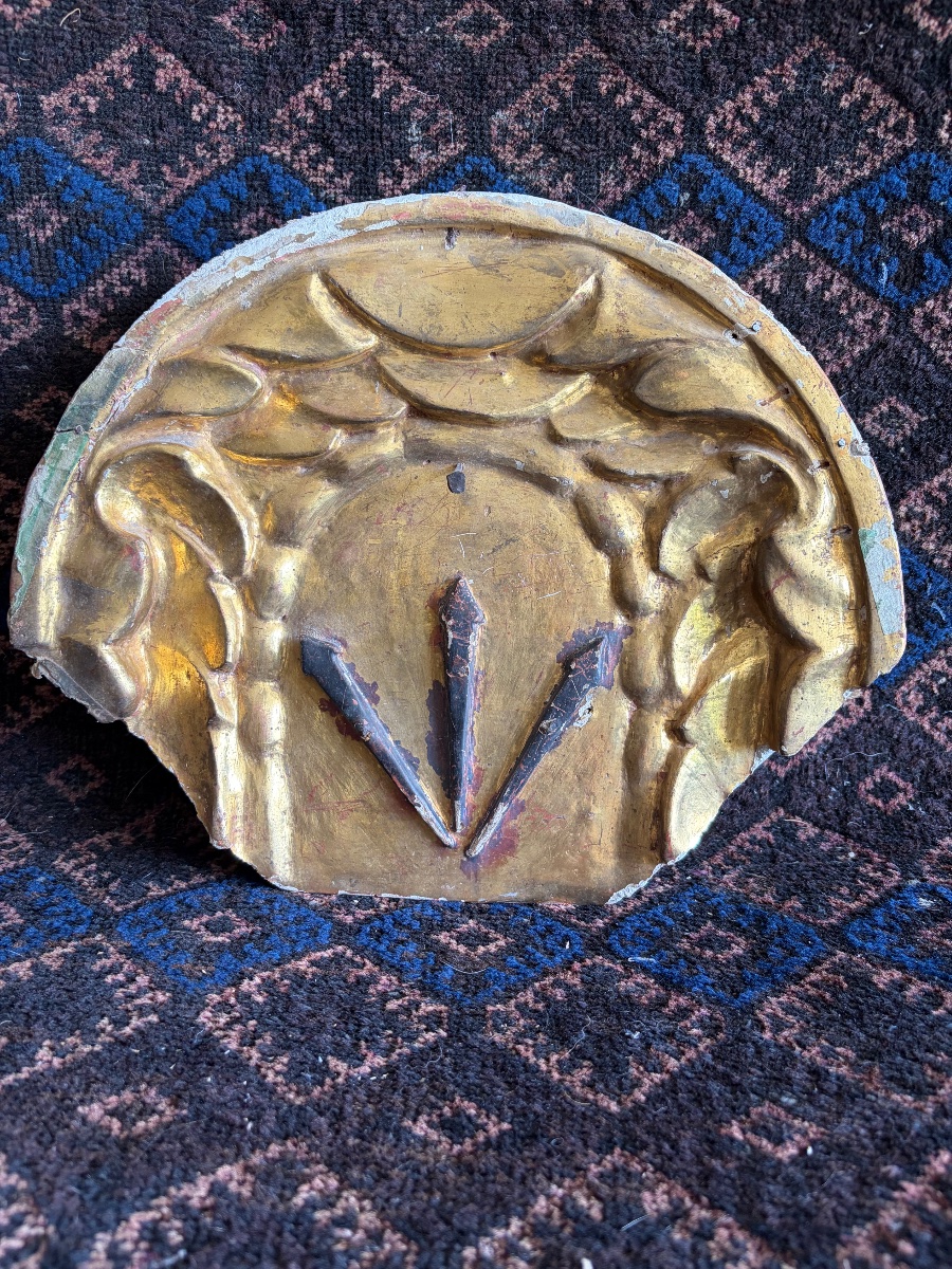 Élément de boiserie en bois doré XVIII ème