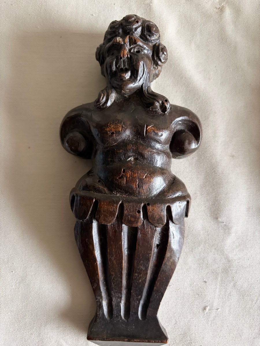 Set Of 4 Carved Wooden Caryatids From The 17th Century-photo-4