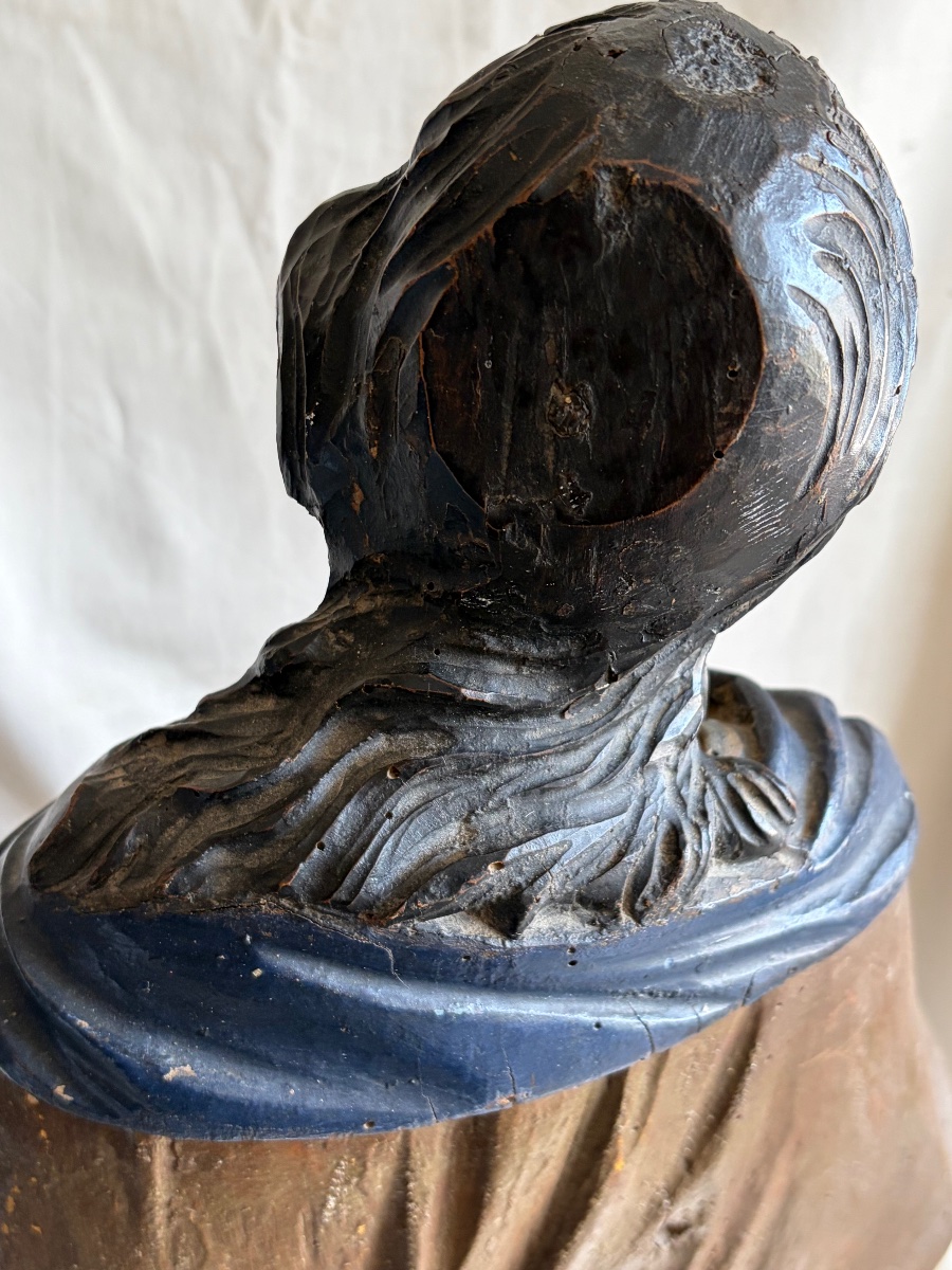 18th-century Polychrome Wooden Statue-photo-1