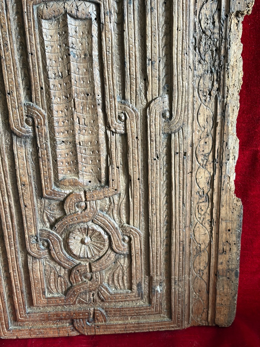 16th-century Carved Wooden Panel-photo-1
