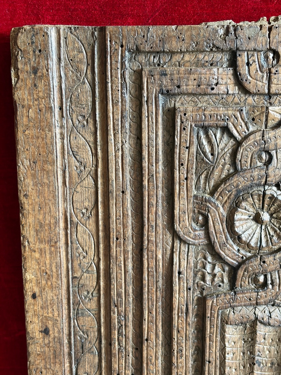 16th-century Carved Wooden Panel-photo-3
