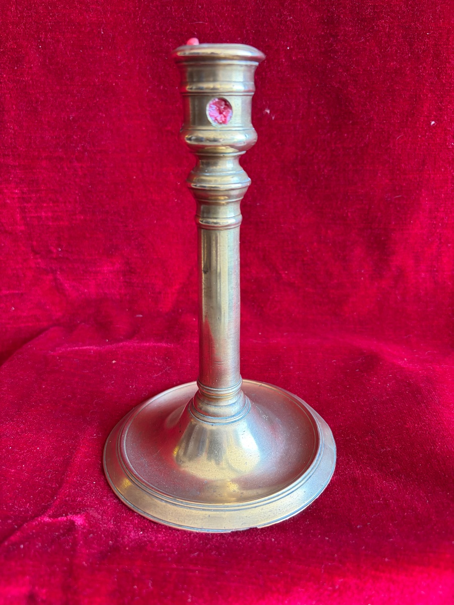 16th–17th-century Column-shaped Candlestick-photo-2