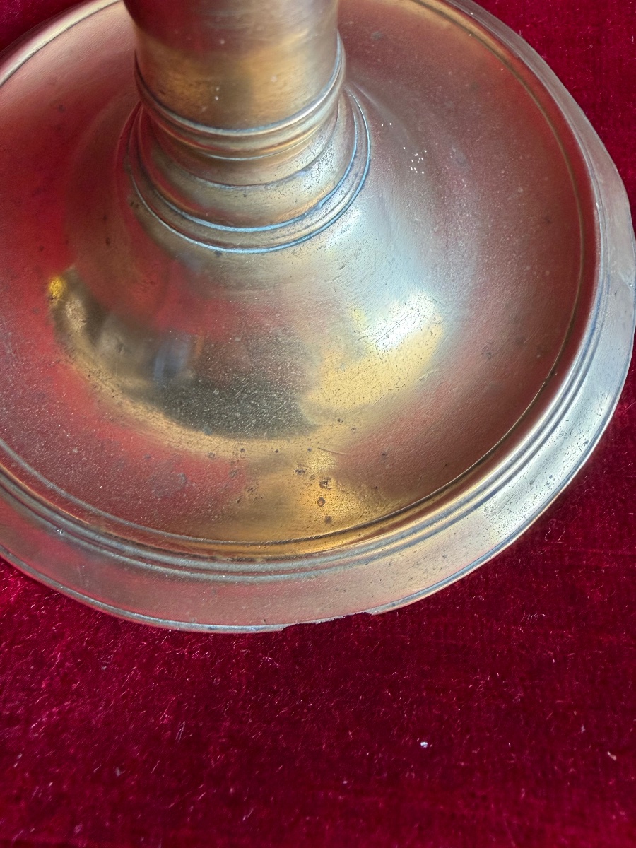 16th–17th-century Column-shaped Candlestick-photo-3
