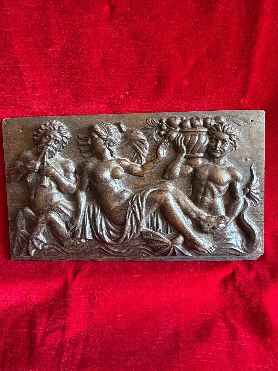Panneau de bois sculpté XVII ème