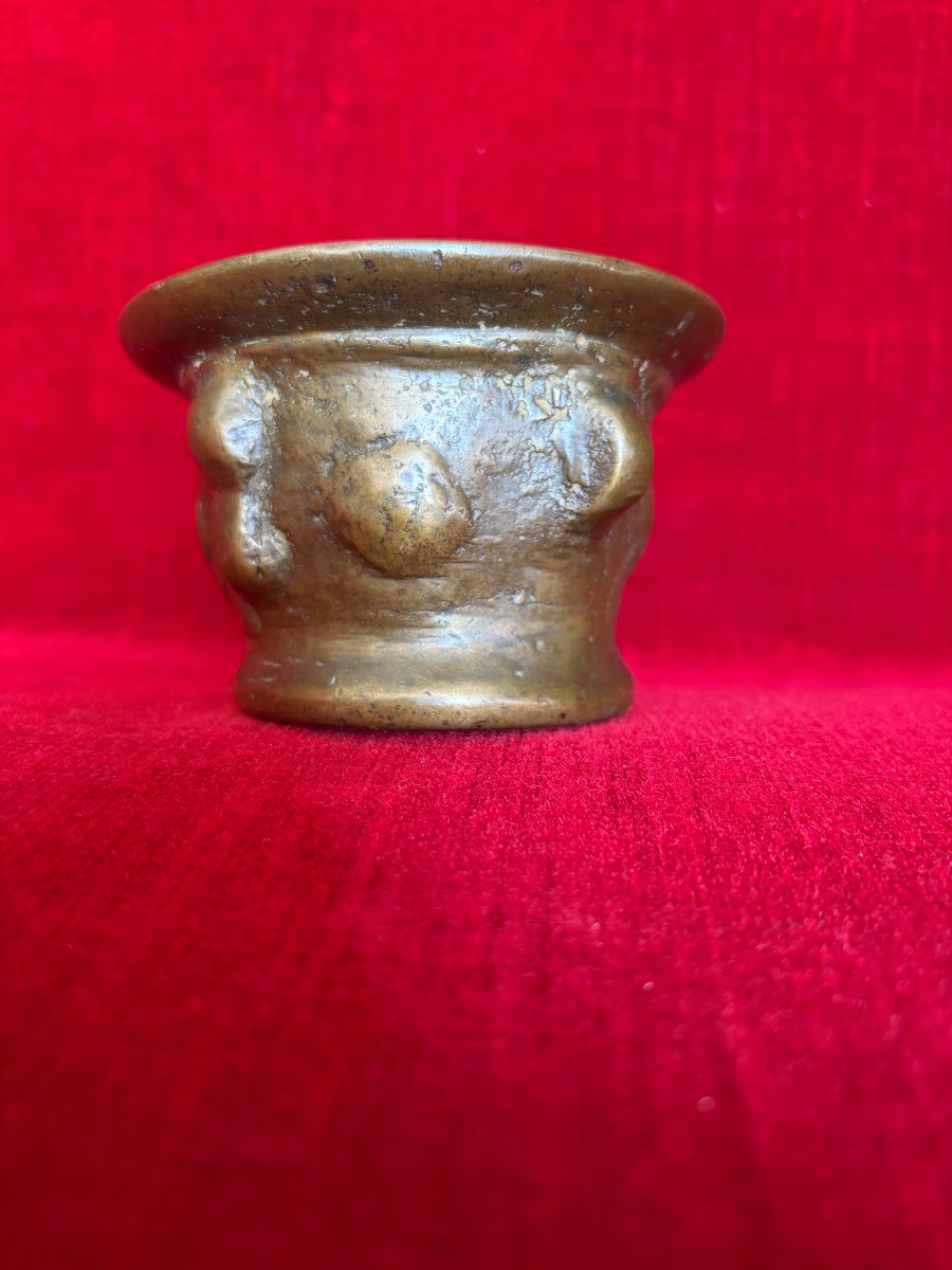 Small Bronze Apothecary Mortar-photo-1