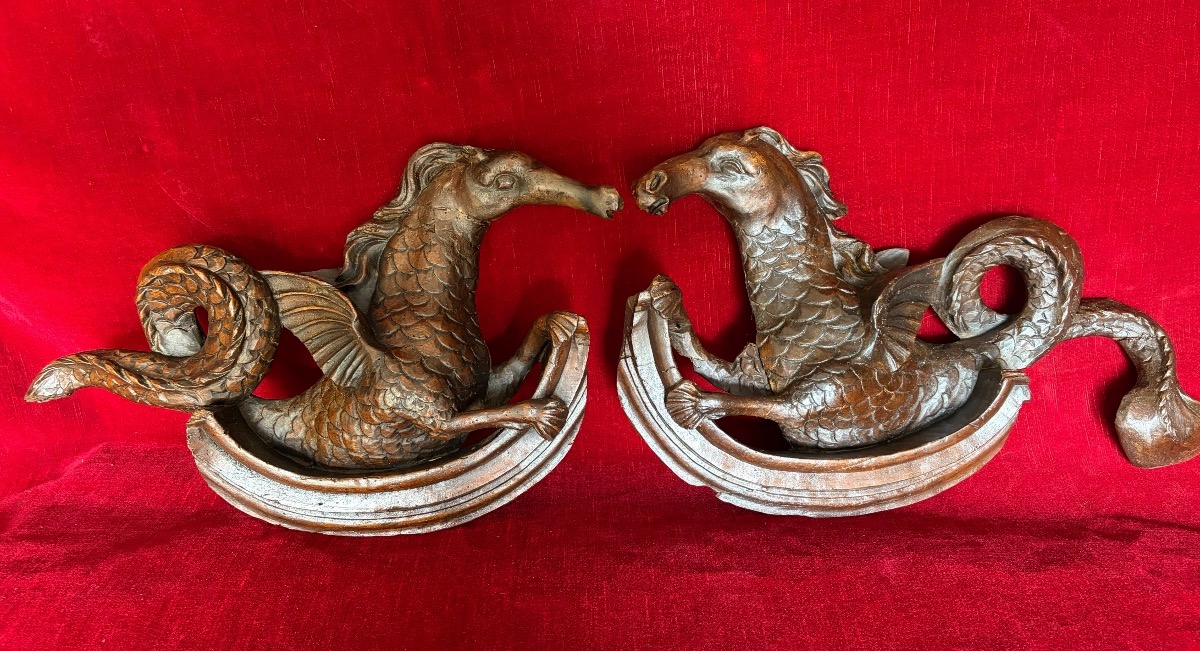 Paire d’éléments décoratifs, représentant des monstres marins XVIII ème-photo-2