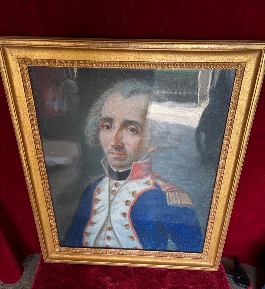 Pastel Depicting A French Officer In The Late 18th Century -photo-4