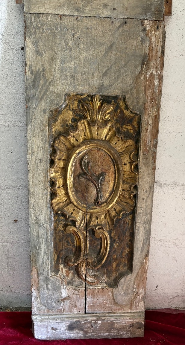 Élément de boiseries en bois résineux XVIII ème