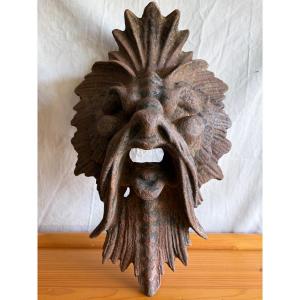 Mascaron ou dégueuloir  de fontaine XIX ème