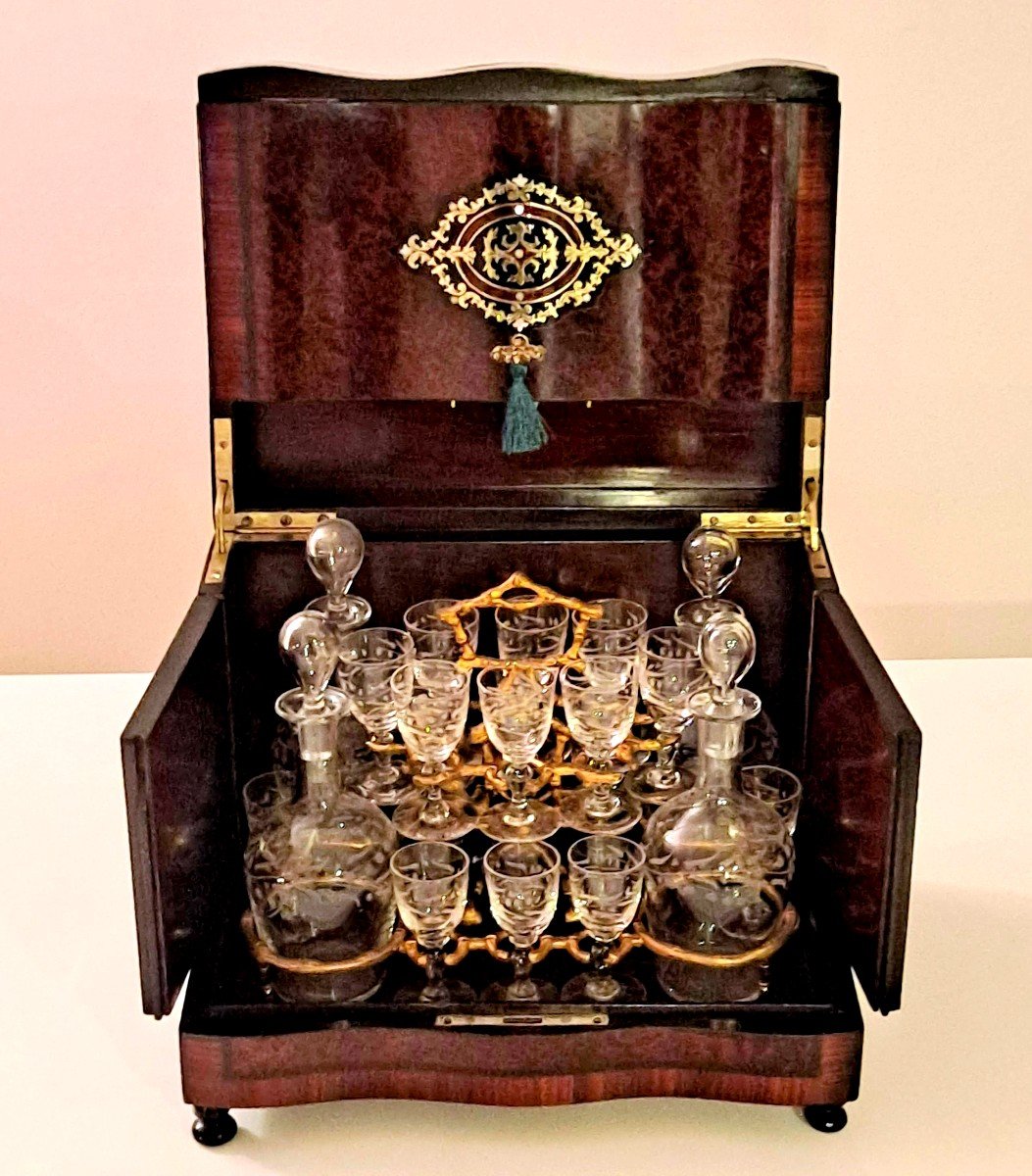 Cave à Liqueur Napoléon III En Loupe d'Amboine