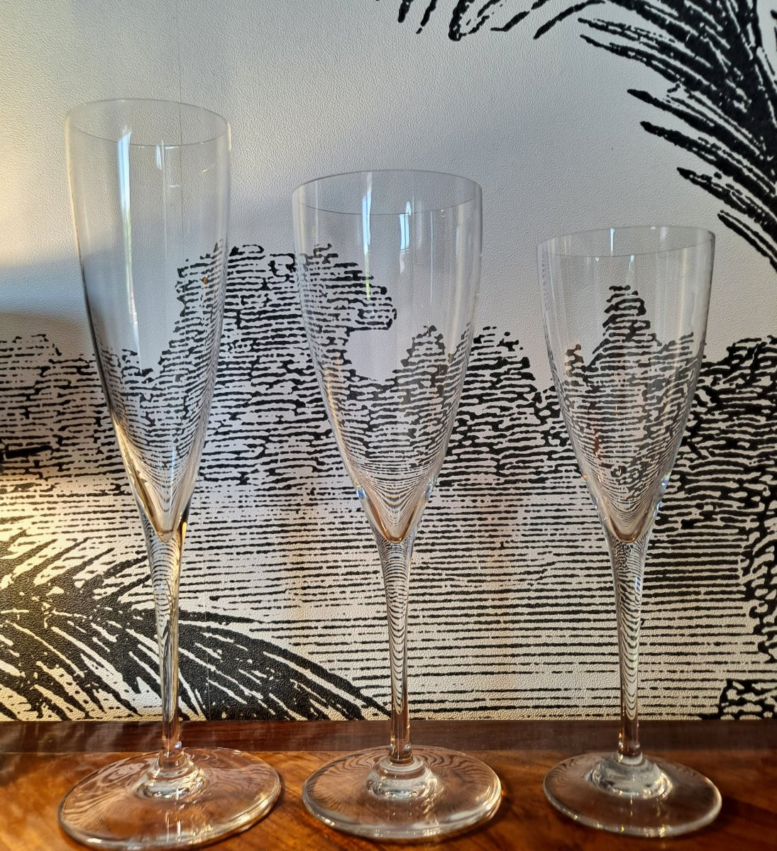 Set Of 36 Baccarat Dom Perignon Glasses-photo-2