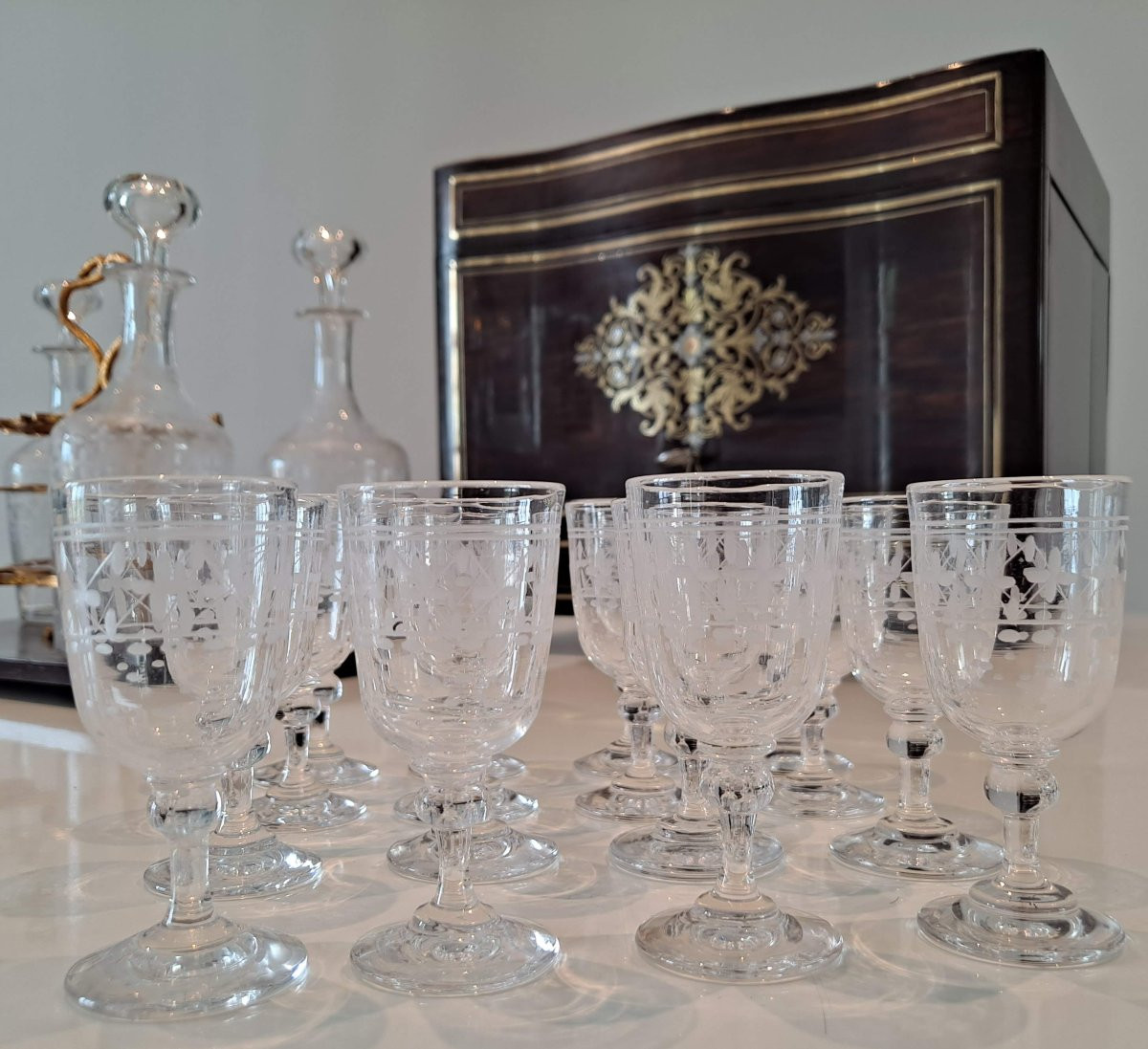 Cave à liqueur Napoléon III en palissandre verrerie complète-photo-4