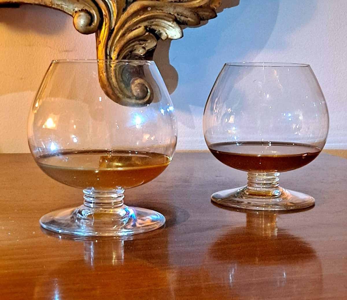 Baccarat Cognac Or Whisky Balloon Glass Set (dual Set)