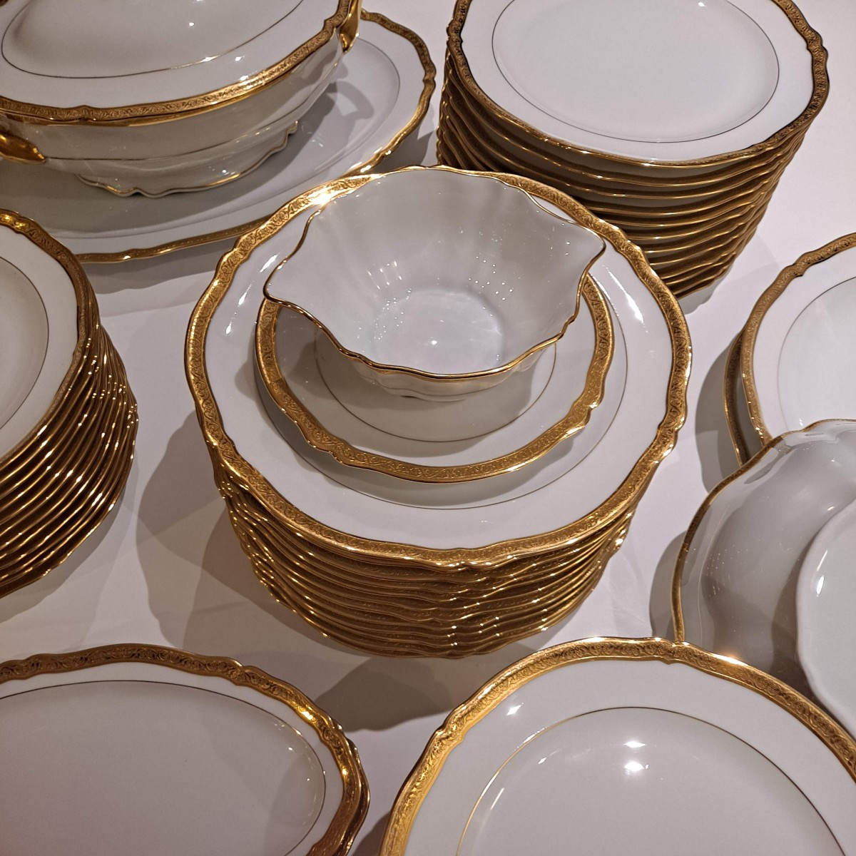 Porcelain Dinner Service Ribes à Limoges