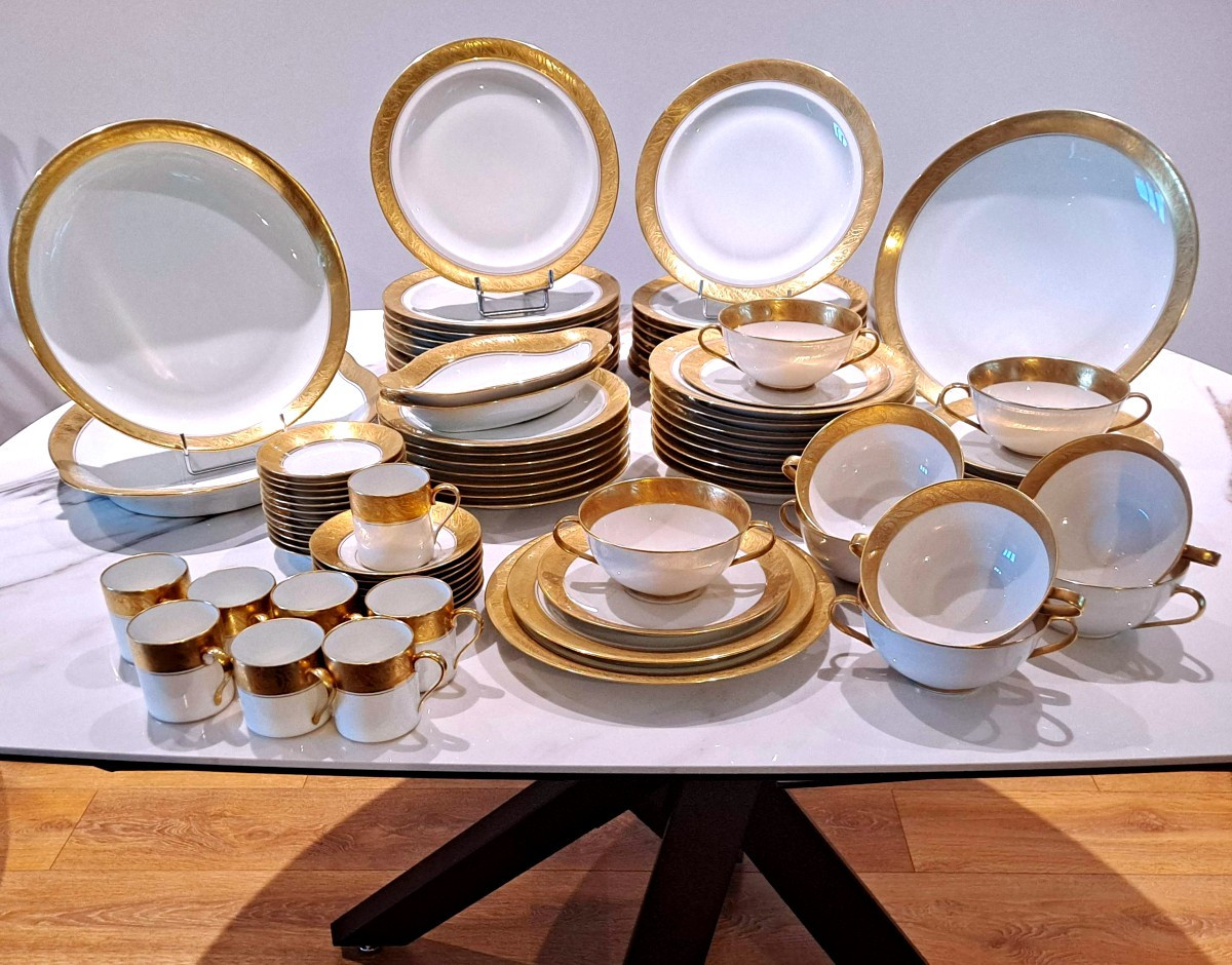 Service en porcelaine de  LIMOGES maison CHASTAGNIER & Cie