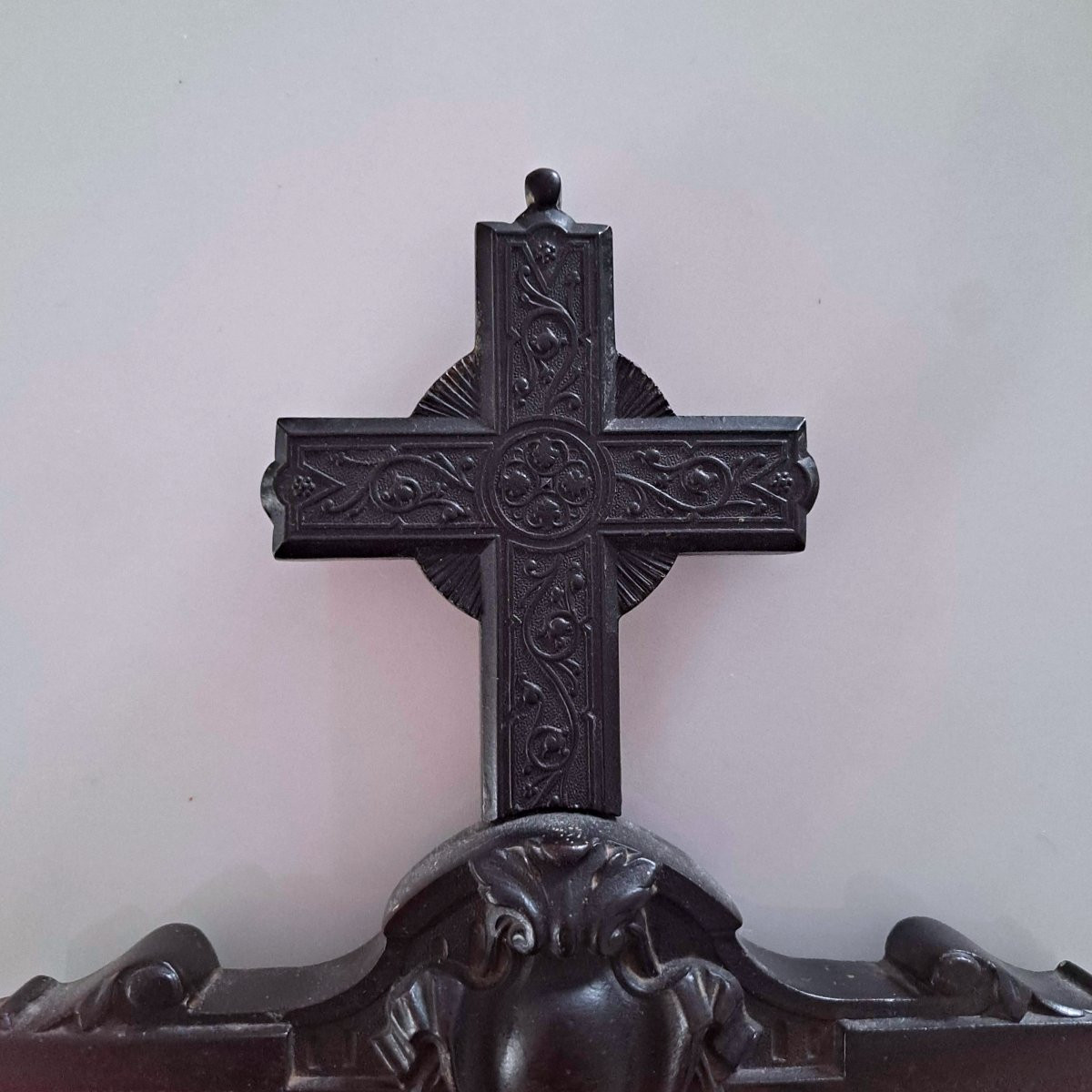 Profile Of Christ Framed By Napoleon III -photo-4