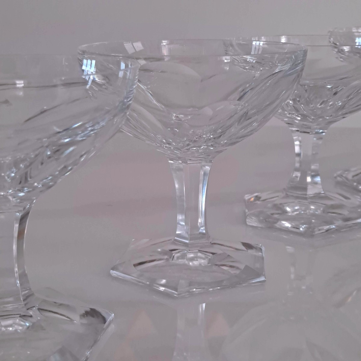 Série de 9 coupes à champagne en cristal -photo-1