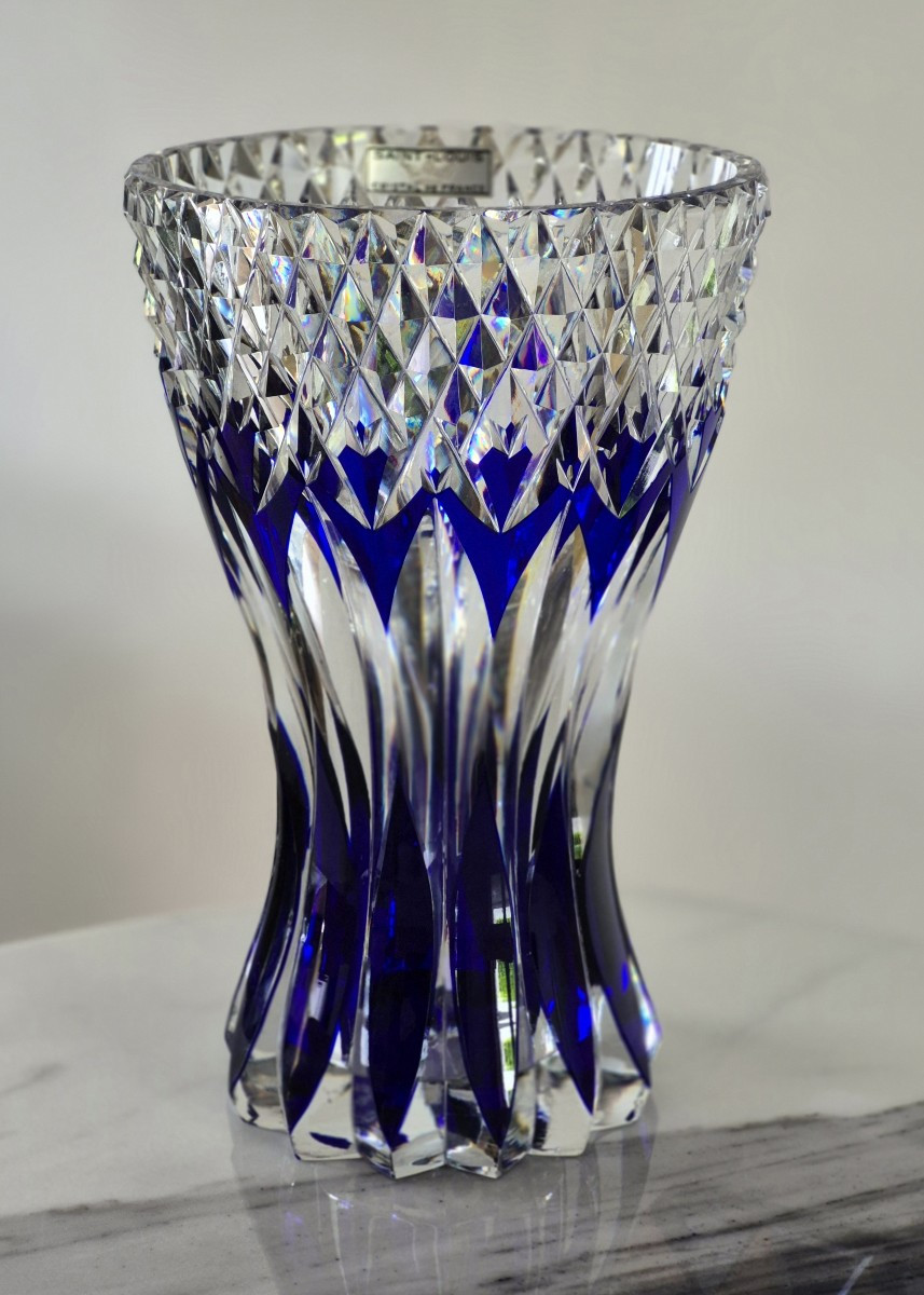 Vase bleu cristal SAINT LOUIS hauteur 30 cm