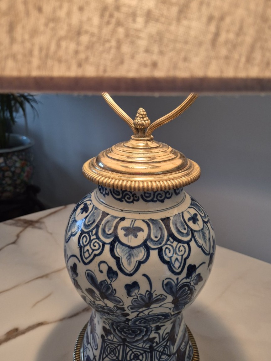 19th-century Delft Earthenware Lamp Base With Bronze Mount-photo-3