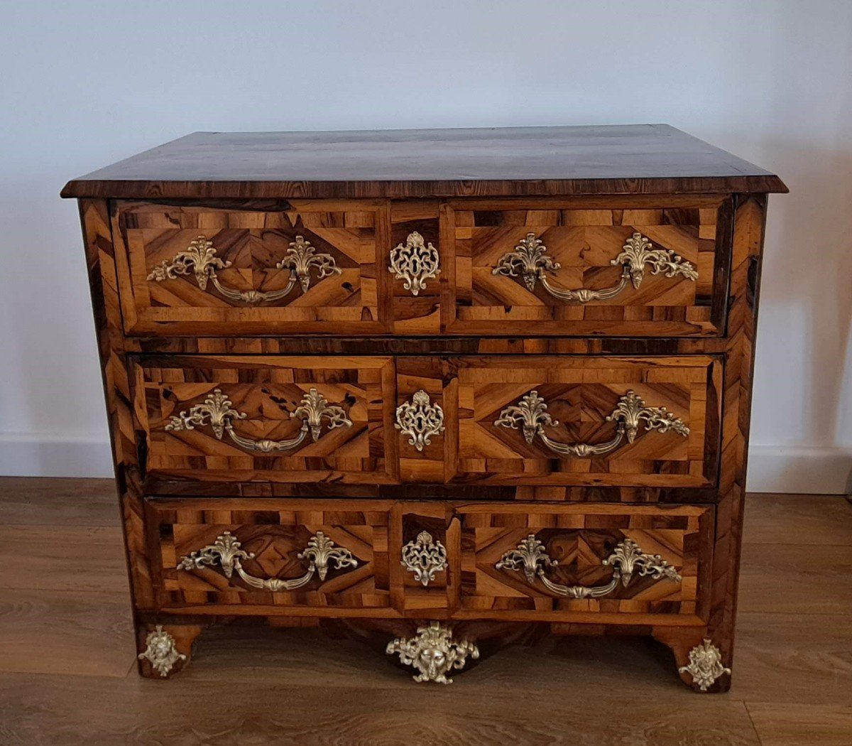 Regency Chest Of Drawers-photo-2