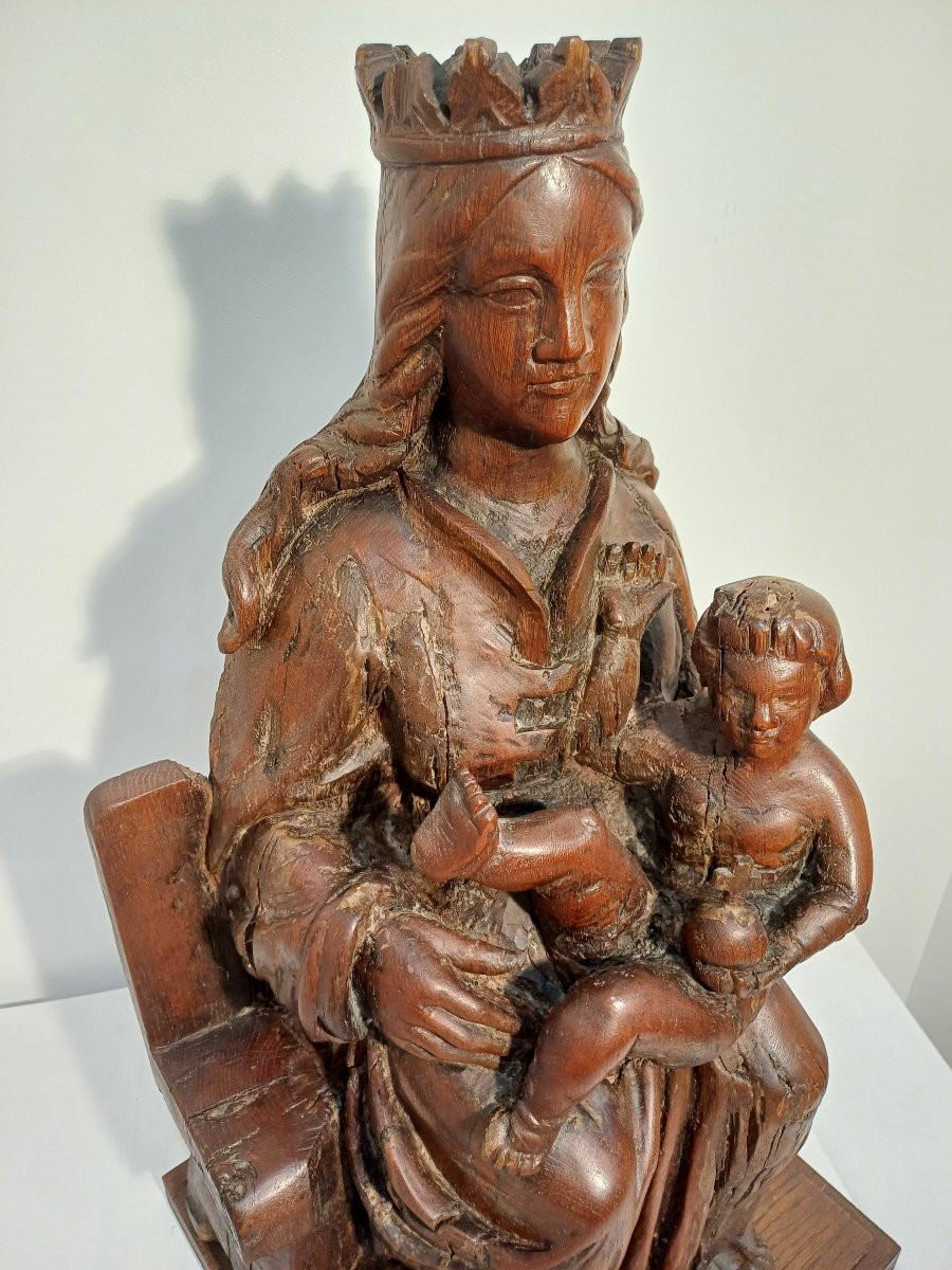 Sainte Vierge et l enfant sur son trône -photo-4
