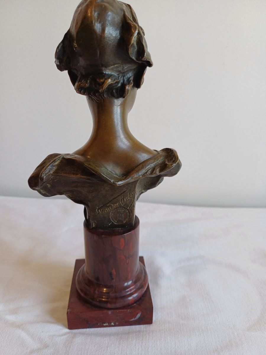Bust Of A Woman-photo-3