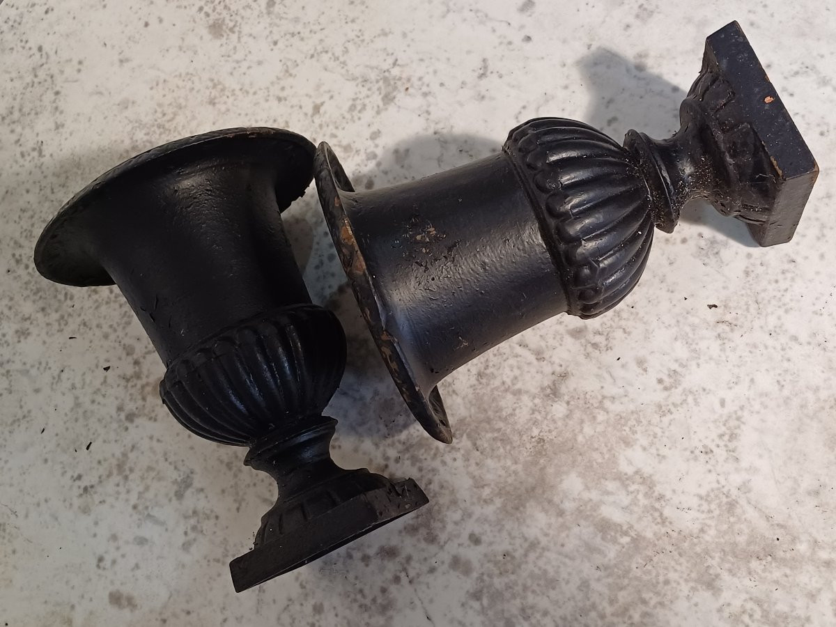 Medici Cast Iron Vases-photo-3