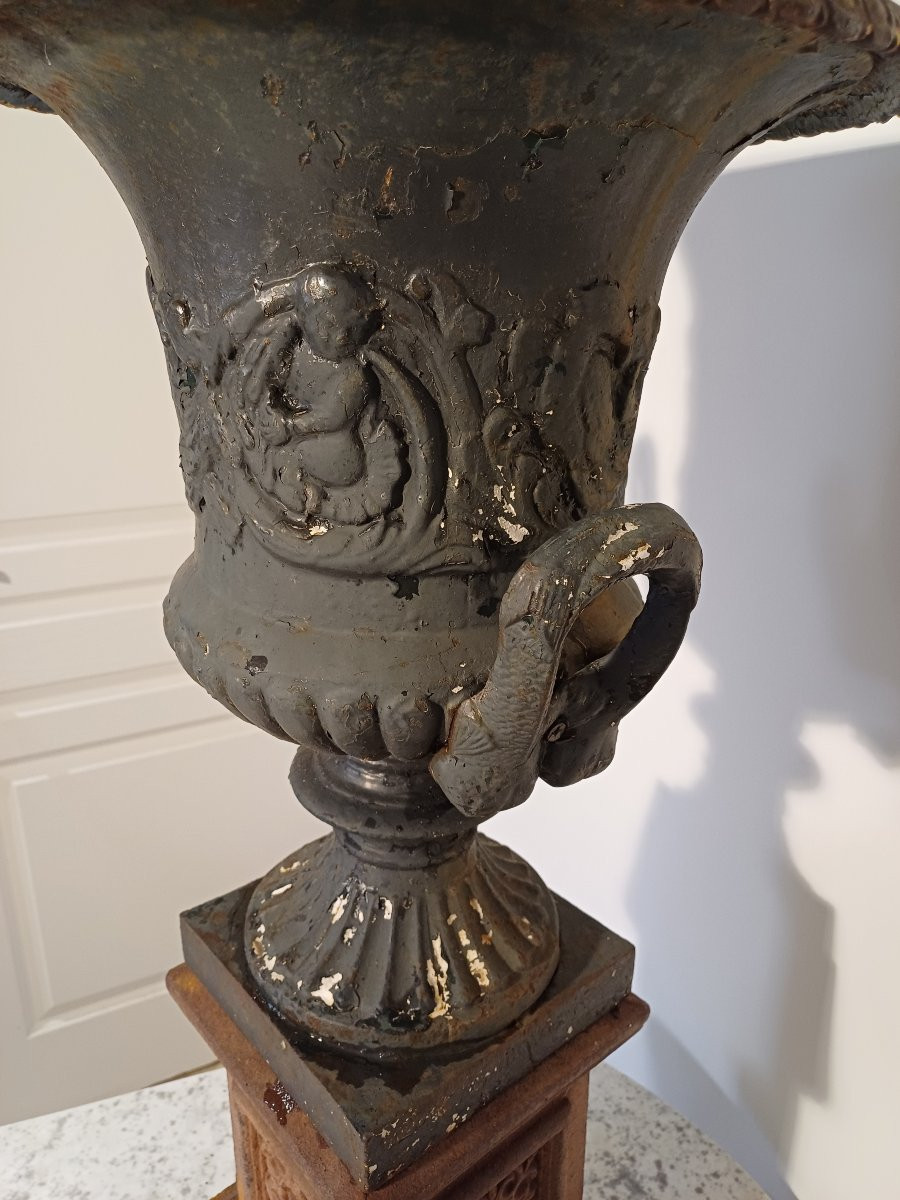 Grand Vase Medicis avec socle en fonte-photo-3