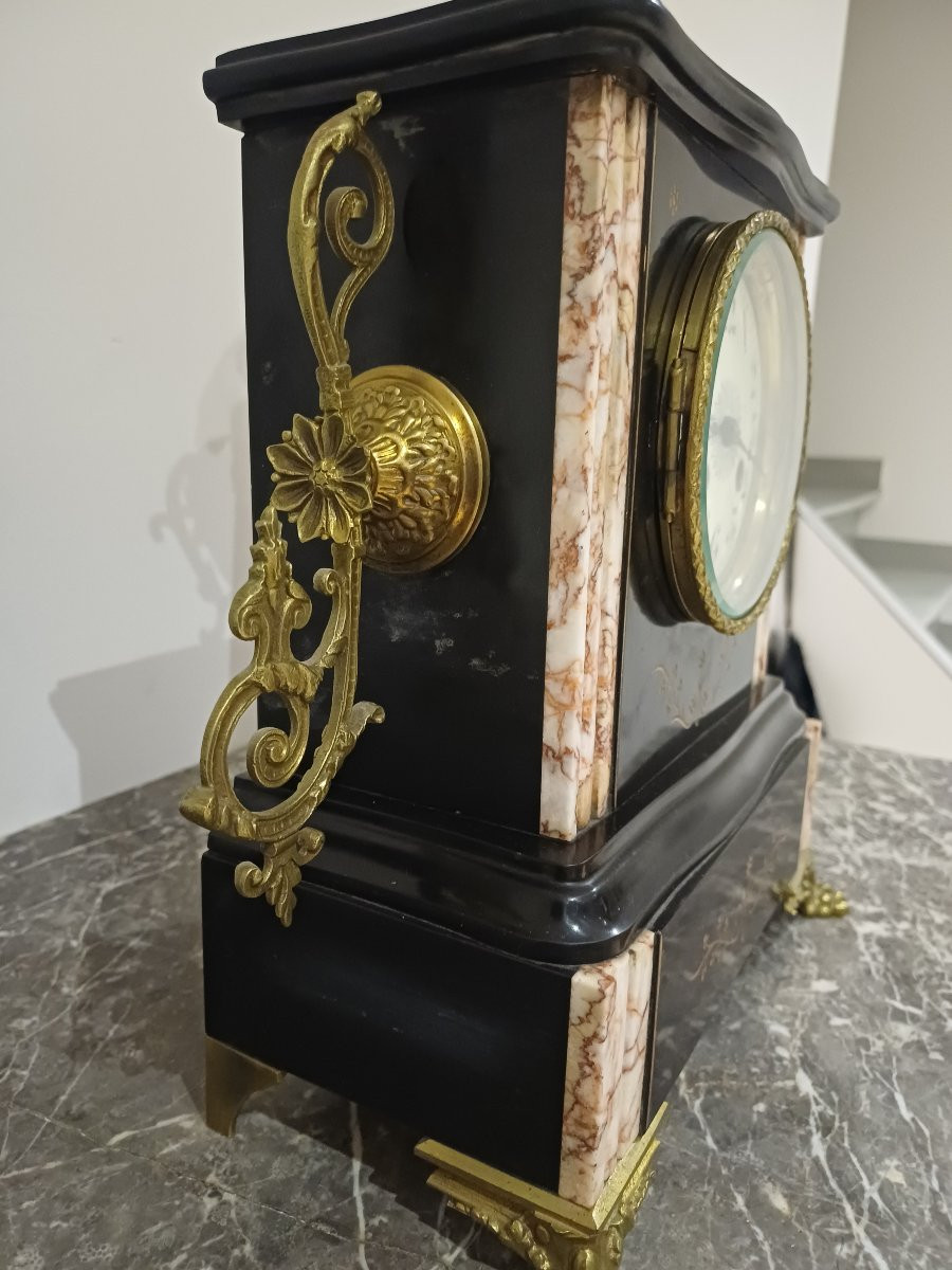 Borne Clock In Black And Pink Veined Marble -photo-4