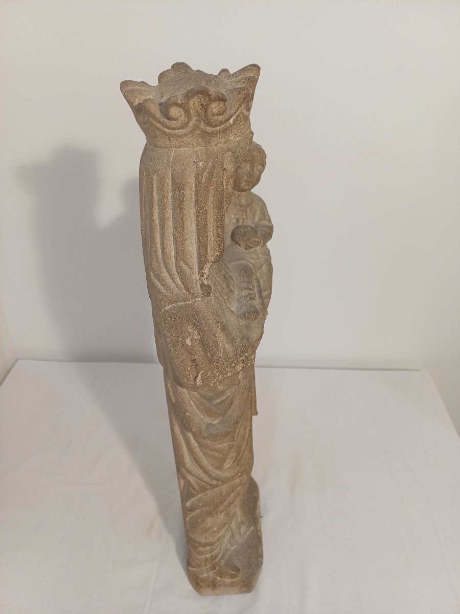 Vierge couronnée à l'enfant -photo-2