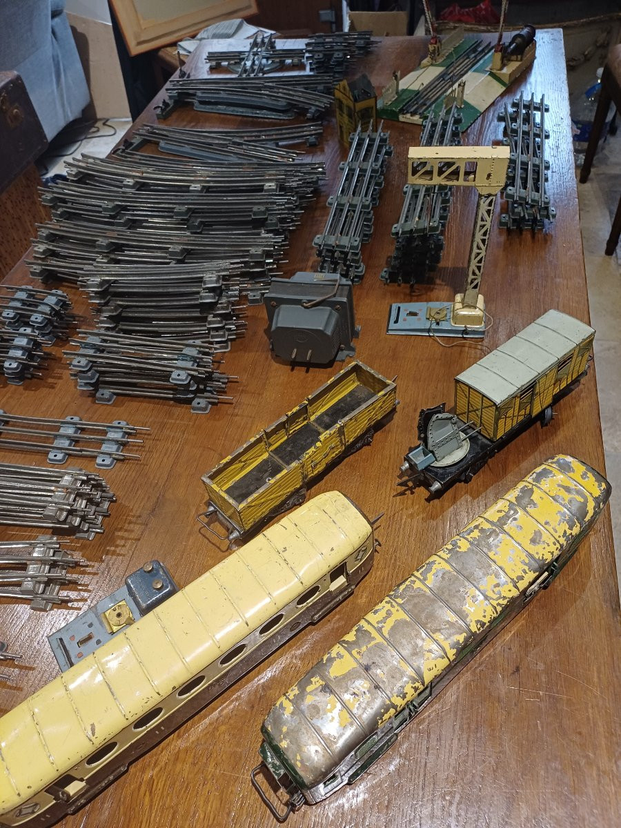 Vintage Train And Accessories From The Jef Brand-photo-6
