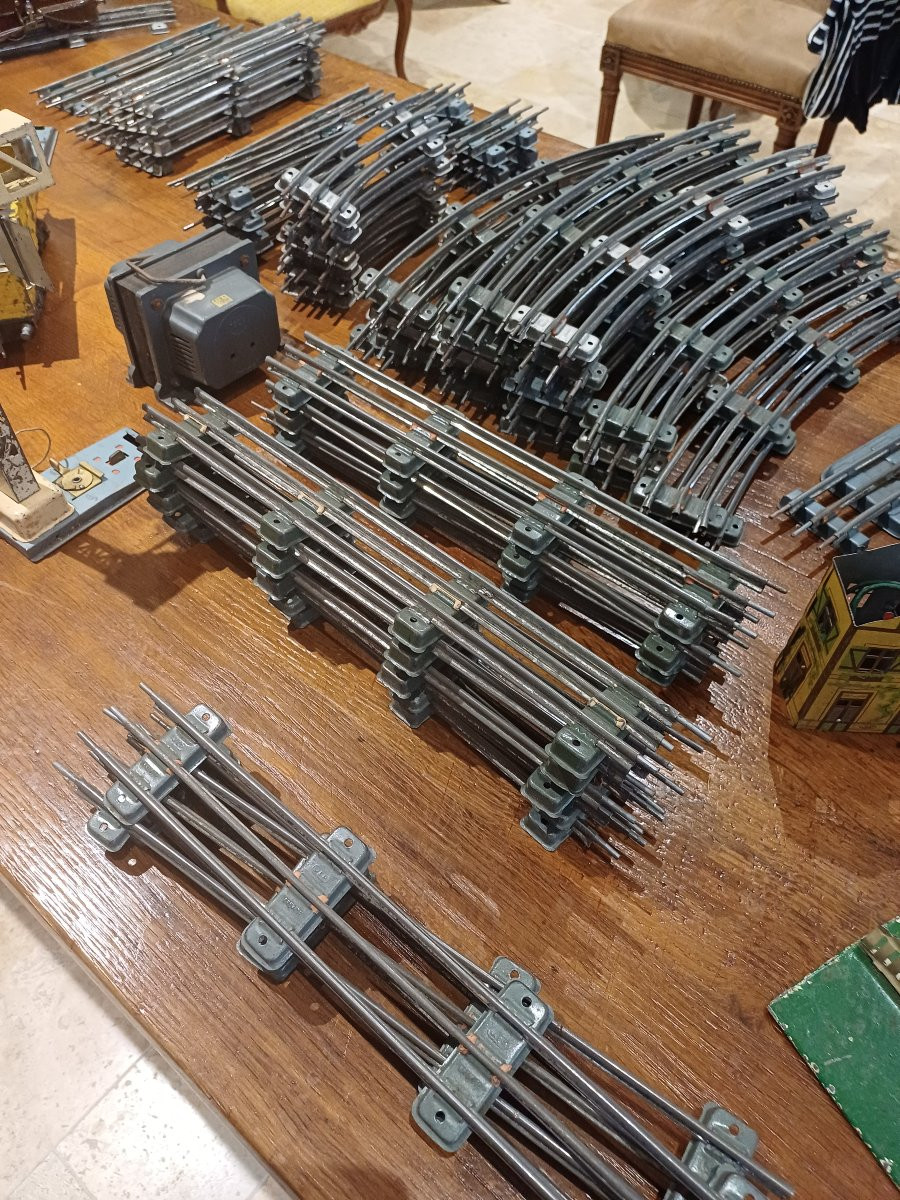 Vintage Train And Accessories From The Jef Brand-photo-8