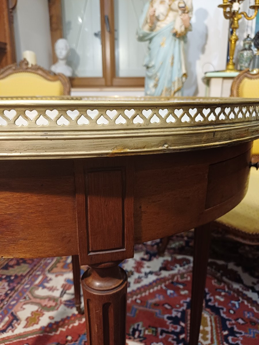 Hot Water Bottle Pedestal Table -photo-4