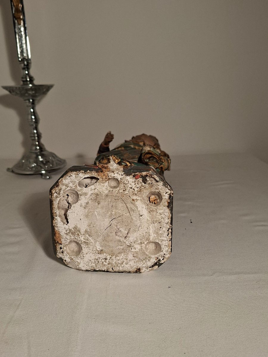 Vierge couronnée et l'Enfant en Plâtre Peint en Polychrome -photo-4