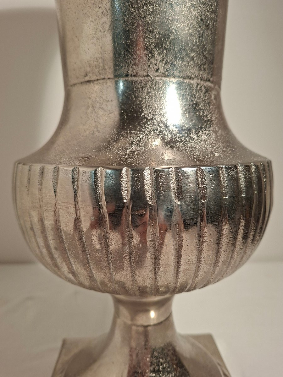 Vase Medicis sur Piedouche en Aluminium Brossé -photo-3