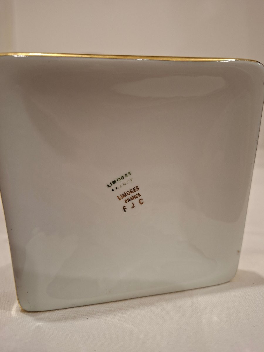 Medici Vase In Limoges Porcelain -photo-4