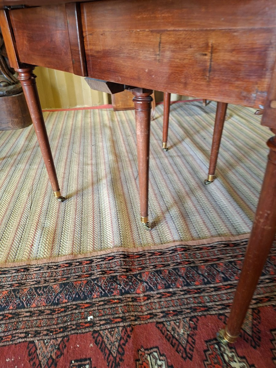 Mahogany Shutter Table On 6 Castor Legs With Extensions-photo-1