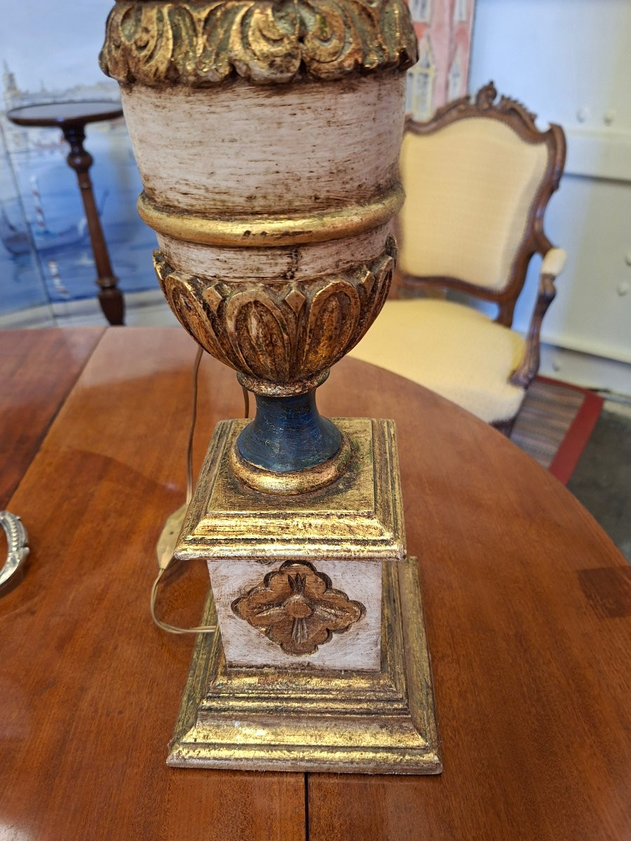 Baroque Lamp In Painted Wood-photo-2