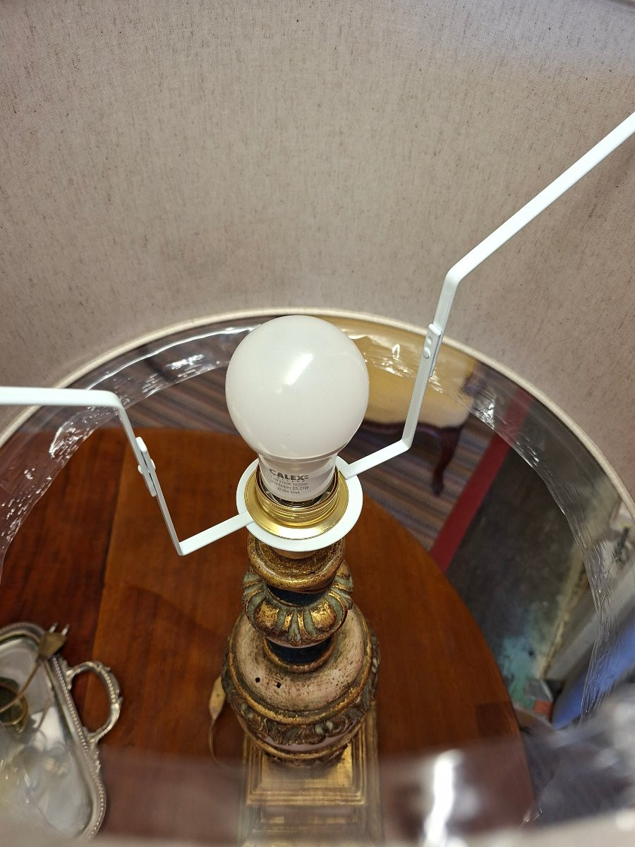 Baroque Lamp In Painted Wood-photo-1