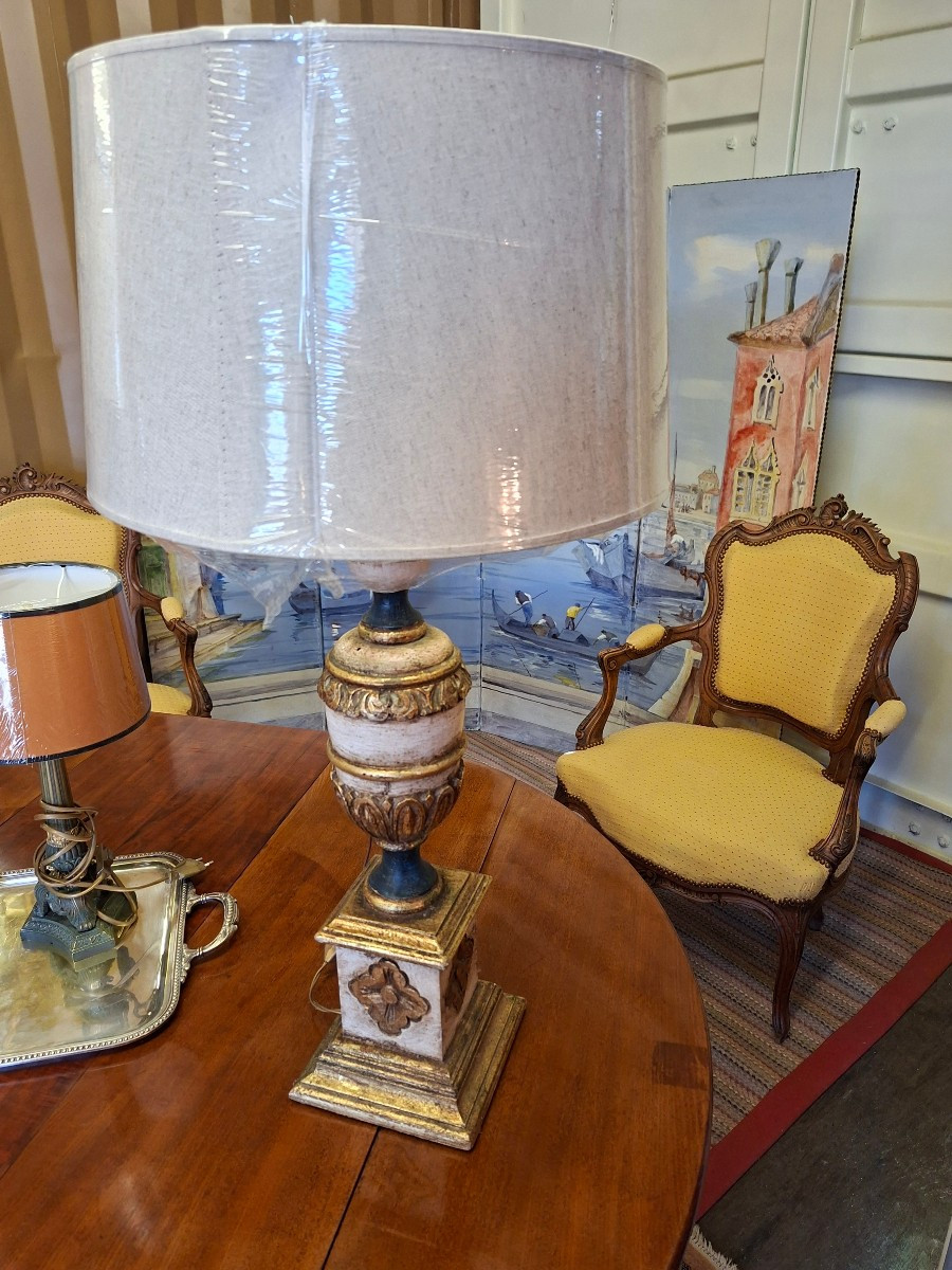 Baroque Lamp In Painted Wood