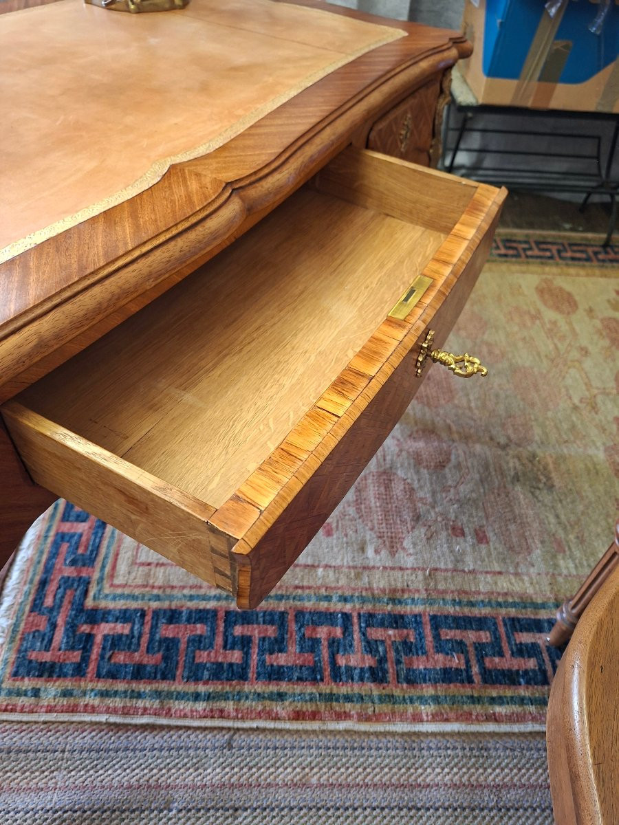 Bureau Plat style Louis XV en Marqueterie de Bois de Rose-photo-4