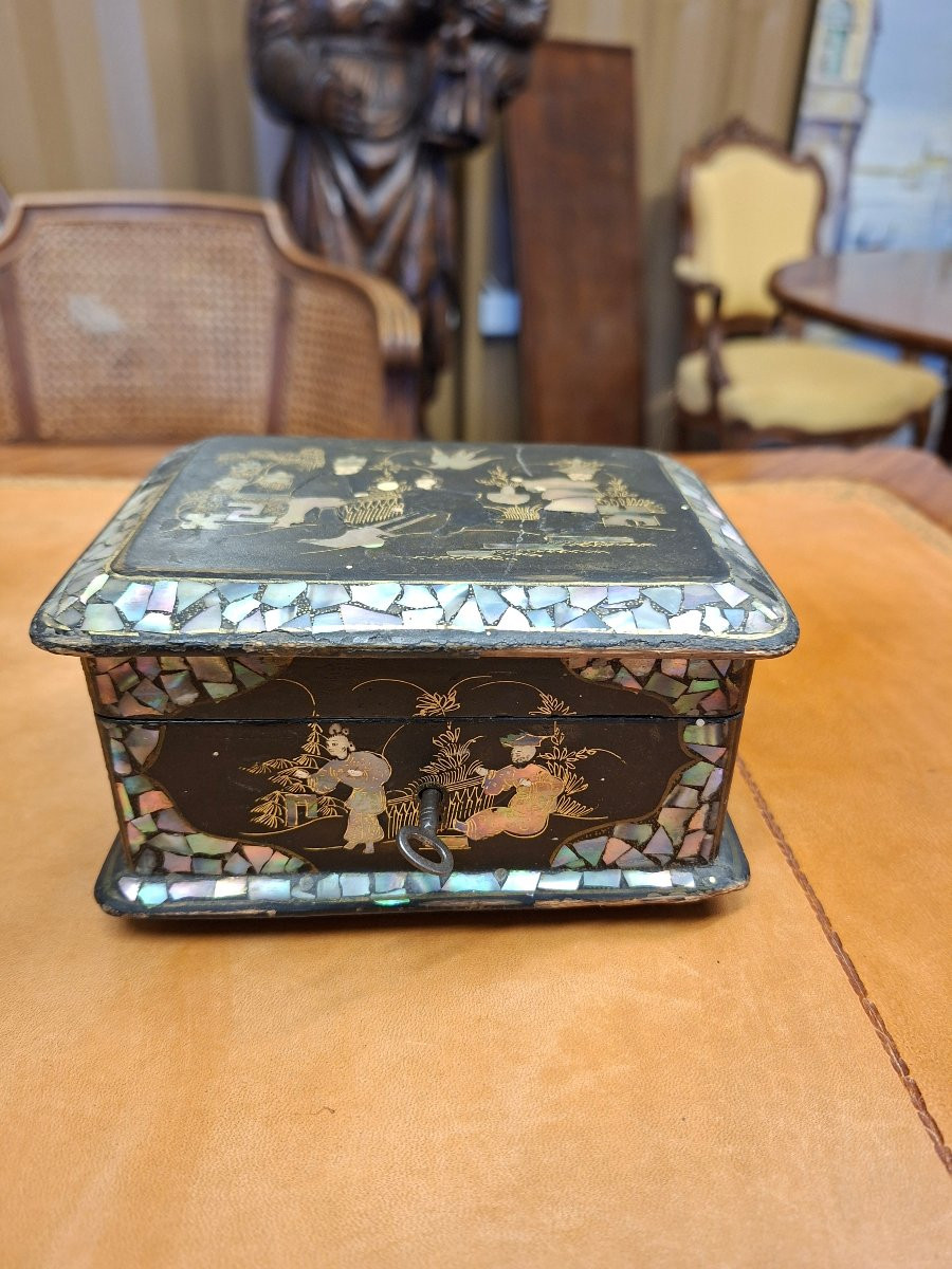 Boite a Bijoux à Décors Japonisant  époque Napoléon III -photo-4