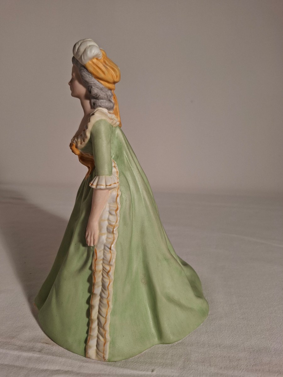 Marie-Antoinette Reine de France En Bisuit de Porcelaine -photo-4