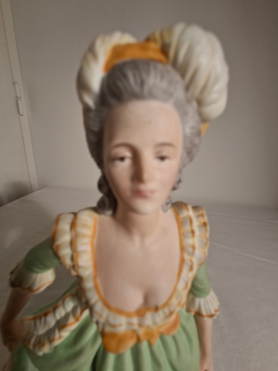 Marie-Antoinette Reine de France En Bisuit de Porcelaine -photo-5