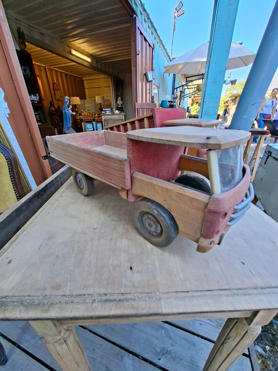 Proantic: Vintage Wooden Toy