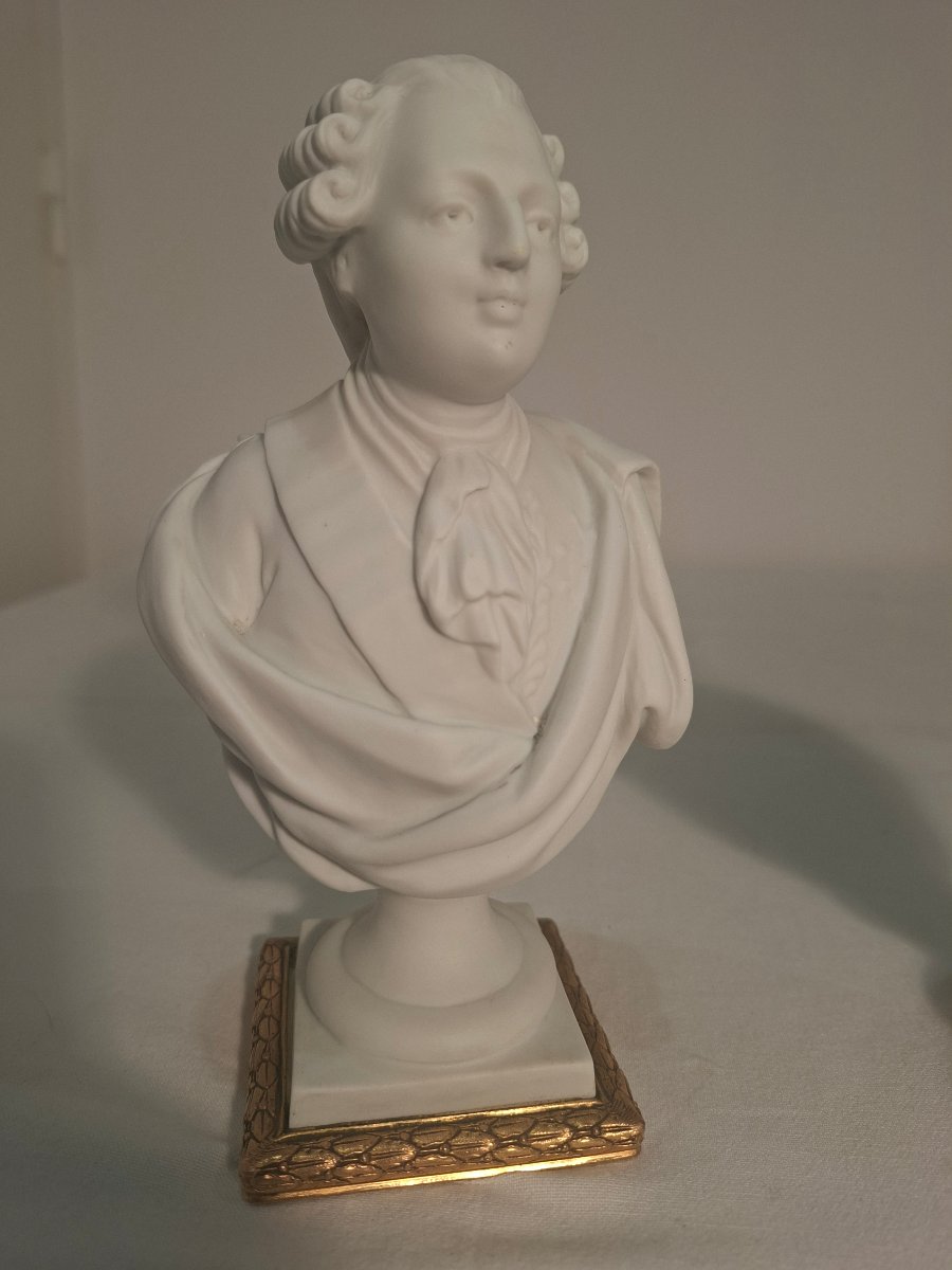 Bustes de Louis XVI et Marie -Antoinette en Bscuit de Porcelaine -photo-2