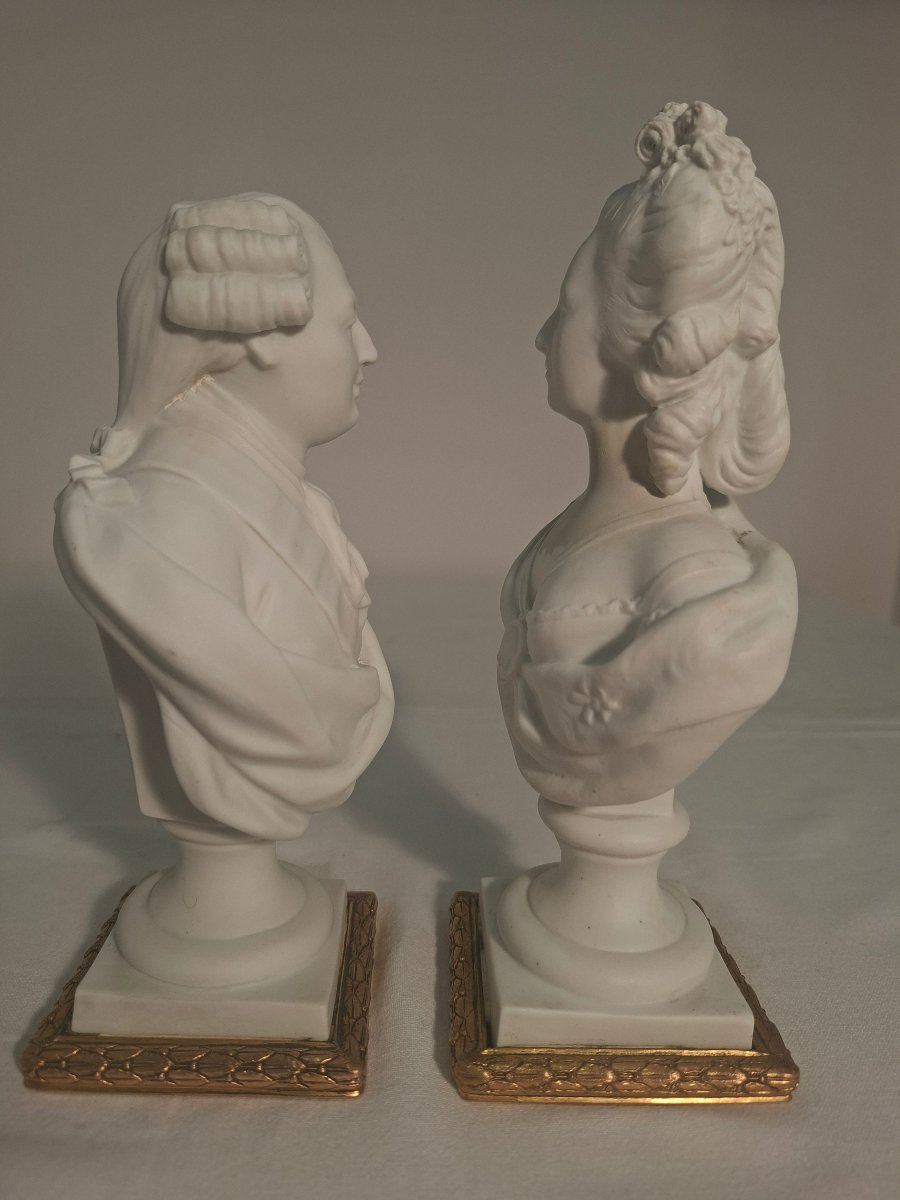 Bustes de Louis XVI et Marie -Antoinette en Bscuit de Porcelaine -photo-3