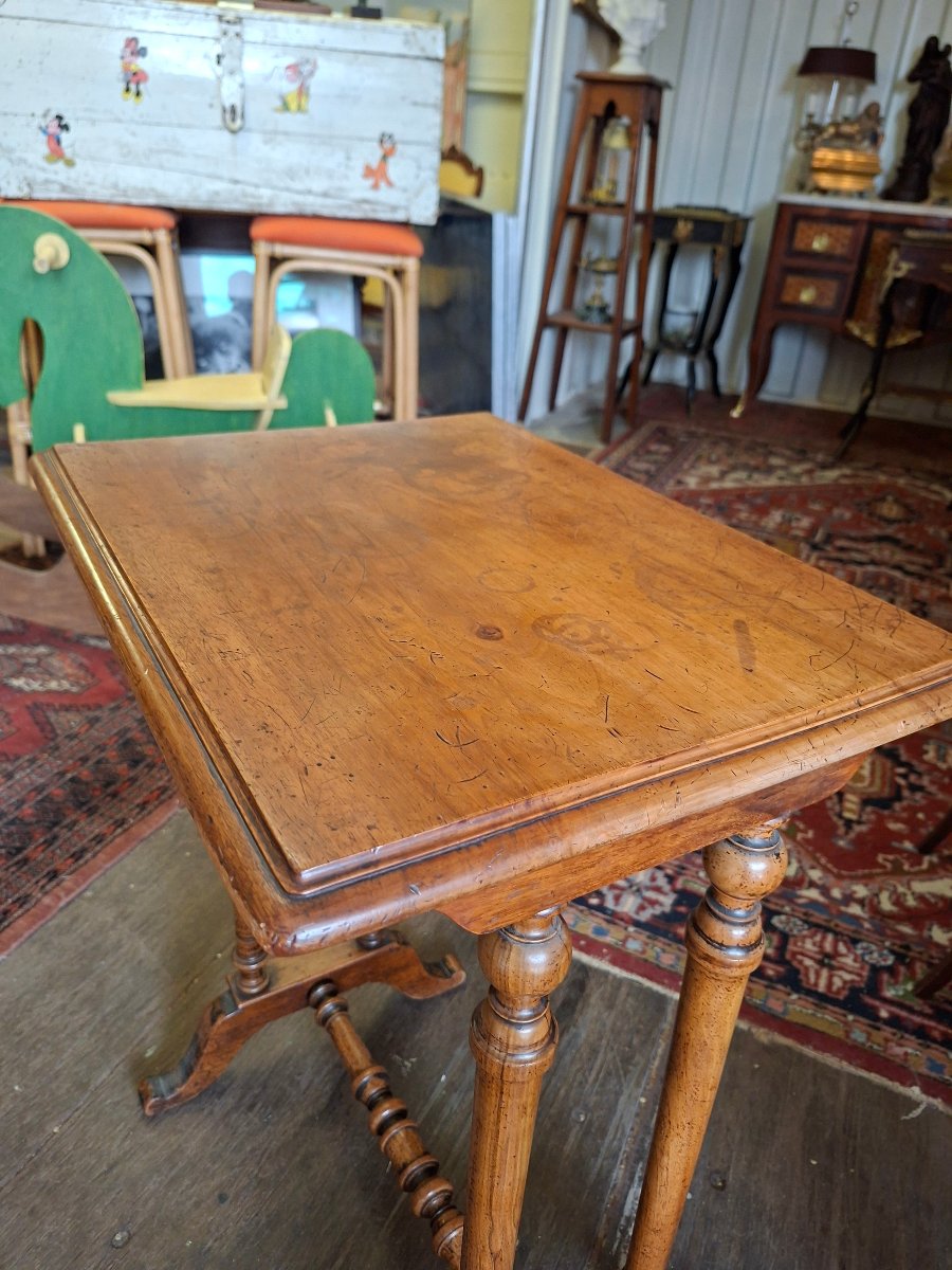 Side Table With 4 Legs-photo-3